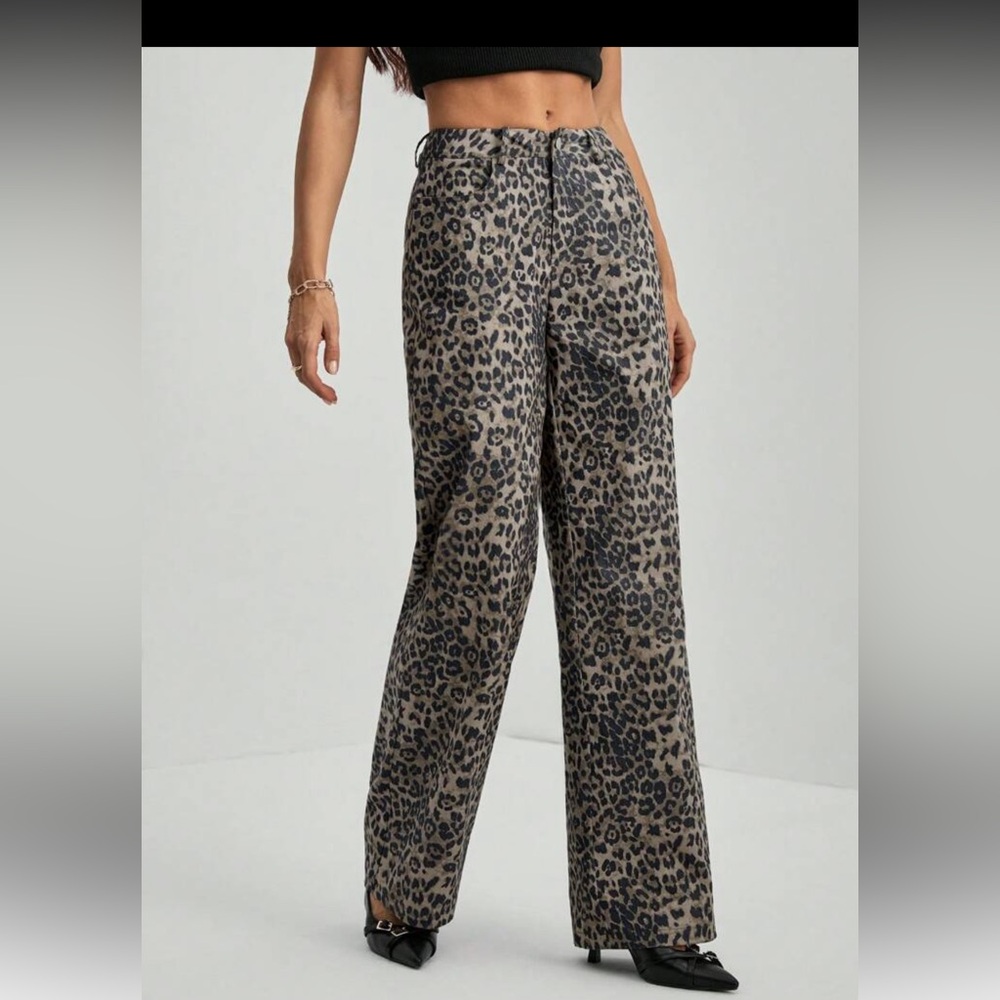 Leopard Print Wide-Leg Pants